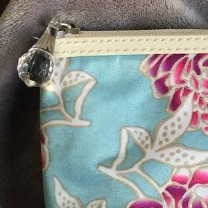 🧨FREE Makeup Bag Modella Crystal Ball Floral